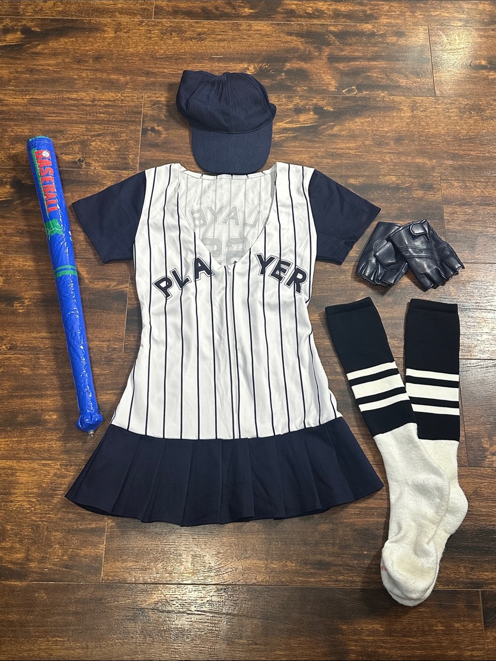 ⚾🎃 Leg Avenue Baseball Player 69 Costume XS Complete 5 Piece Set